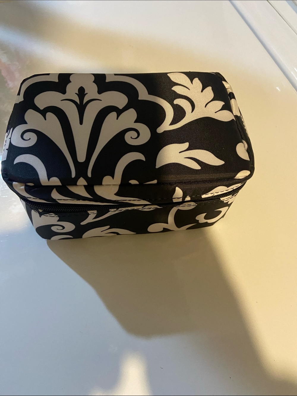 thirty-one Black and White Damask Cosmetic travel Pouch